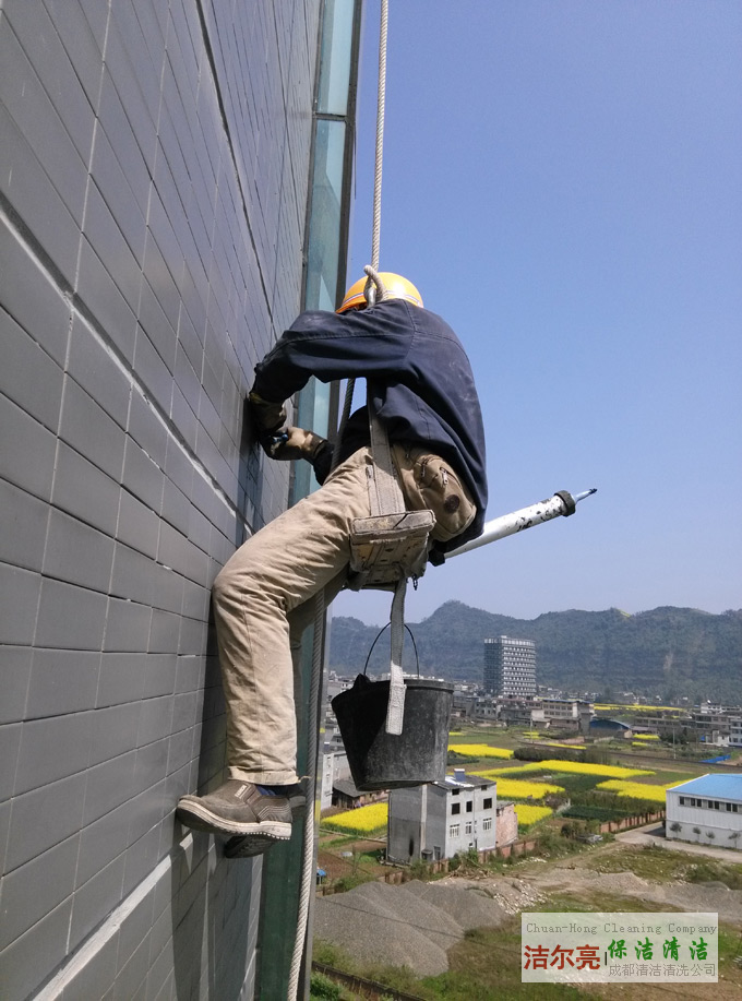 成都外墙维修-高空外墙维修